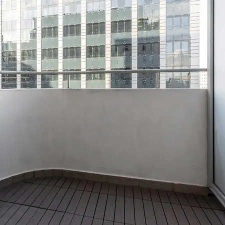 Oomph Downtown Atmospheric Zelazna Street Appartement *