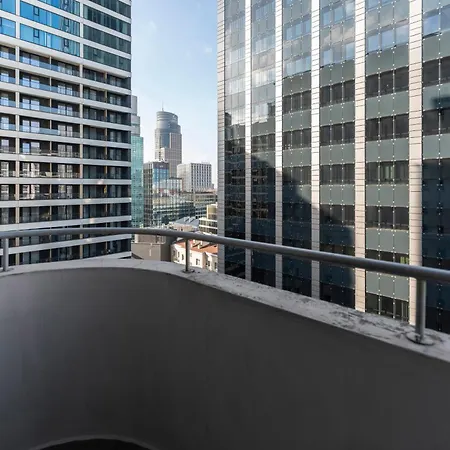 Oomph Downtown Atmospheric Zelazna Street *