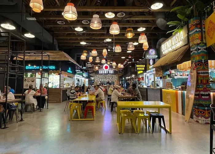 Oomph Downtown Atmospheric Zelazna Street *