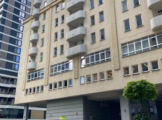 Oomph Downtown Atmospheric Zelazna Street شقة