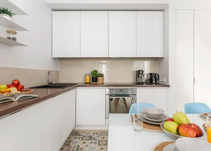 Oomph Downtown Atmospheric Zelazna Street * وارسو