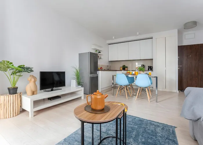 Oomph Downtown Atmospheric Zelazna Street وارسو