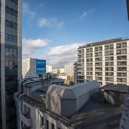 Oomph Downtown Atmospheric Zelazna Street דירה