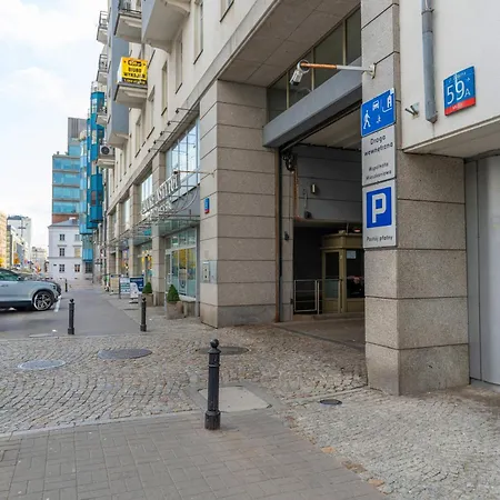 Oomph Downtown Atmospheric Zelazna Street *